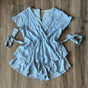 Light a blue Romper Peach Love Medium